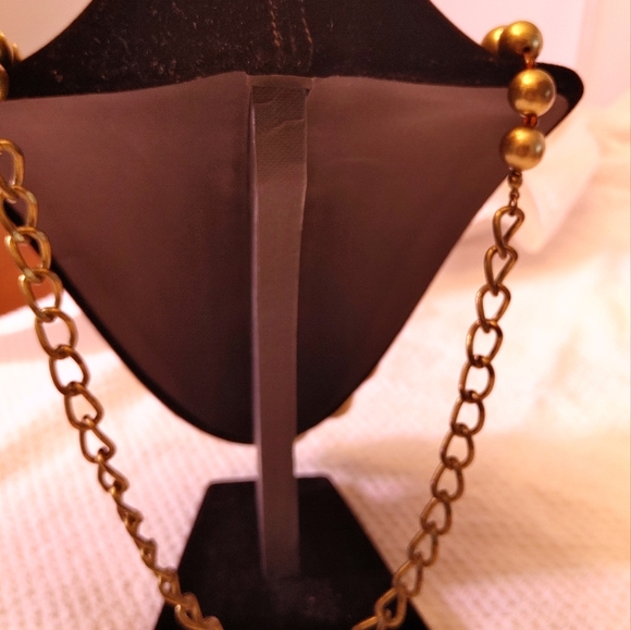 Fashion Goldtone Necklace - Picture 4 of 5